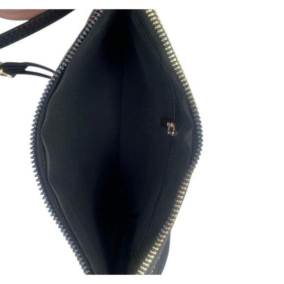 Coco & Carmen Beaded Crossbody Bag 9.75” x 5” - Picture 4 of 5